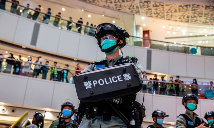 hong-kong-issues-bounty-for-6-democracy-activists,-including-2-canadians