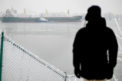 after-cold,-snowy-christmas,-temperatures-to-rise-across-southern-quebec-for-new-year