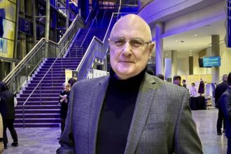 broadcaster-roy-green-to-end-show-amid-cancer-battle