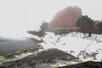 from-industrial-highway-to-developer’s-paradise,-montreal’s-lachine-canal-turns-200