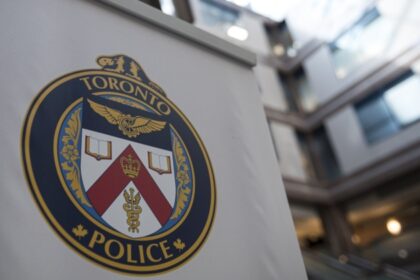 thieves-use-excavator-to-smash-into-bank,-steal-atm:-toronto-police