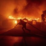‘on-the-frontline’:-quebec-planes-and-bc-firm’s-helicopters-battle-la-wildfires