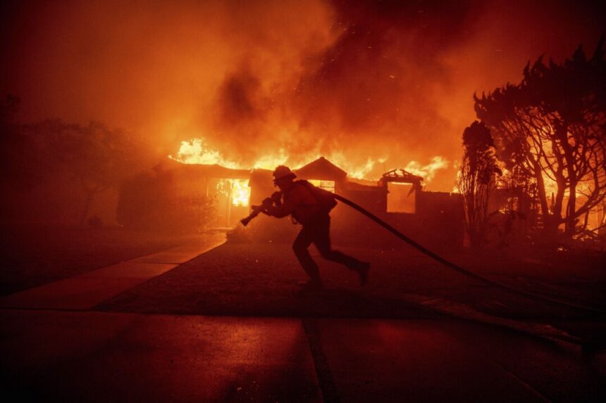 ‘on-the-frontline’:-quebec-planes-and-bc-firm’s-helicopters-battle-la-wildfires