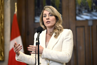 canada-sanctions-14-venezuelan-officials,-joins-g7-in-denouncing-maduro-inauguration