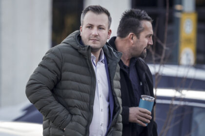 court-hands-jail-sentence,-community-service-to-2-coutts-border-protesters