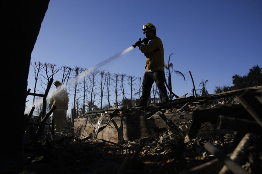 dozens-of-canadian-firefighters-head-to-california-to-help-in-fire-fight