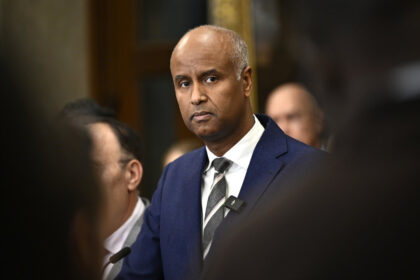 minister-makes-first-trip-to-syrian-border-area-after-assad-regime-ends