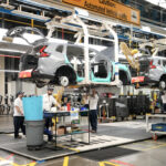 automakers-push-back-on-electric-vehicle-sales-mandates-as-federal-incentives-halted