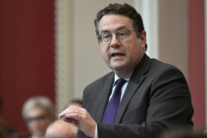 quebec-school-criticized-for-making-kids-choose-between-sports-and-advanced-academics