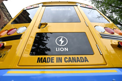 lion-electric’s-customers-worried-about-what-comes-next-amid-company’s-struggles