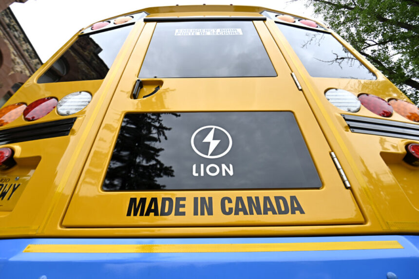 lion-electric’s-customers-worried-about-what-comes-next-amid-company’s-struggles