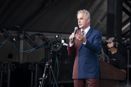 exclusive:-jordan-peterson-says-he-can-leverage-trump-admin-connections-to-benefit-canada