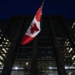 trump’s-tariff-threat-weighing-on-canadian-businesses:-boc-survey
