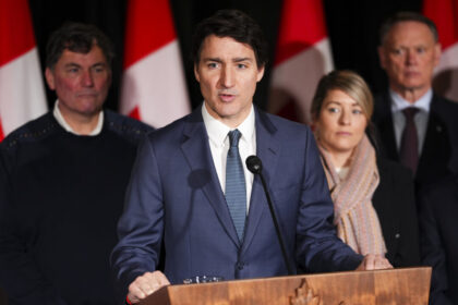 trudeau-says-canadian-resources-can-help-fuel-trump’s-us-‘golden-age’