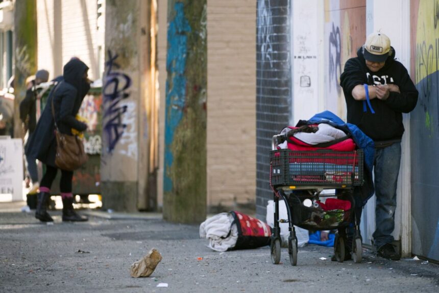 fewer-canadians-support-drug-decriminalization-following-bc-pilot-project:-federal-report