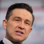 poilievre-pledges-to-cut-size-of-federal-public-service-if-elected