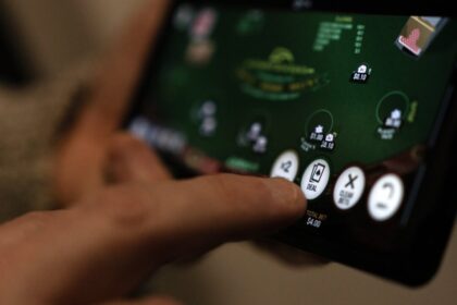 laundering-of-fentanyl-cash-linked-to-online-betting-sites,-intelligence-agency-warns