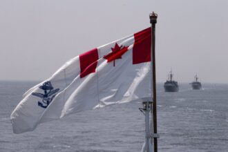 sailor-dead-after-a-boat-capsized-in-bedford-basin:-royal-canadian-navy