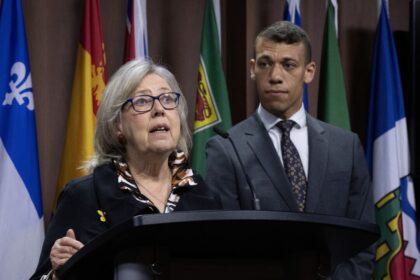 pedneault-intends-to-become-co-leader-of-the-greens-again-after-six-month-pause