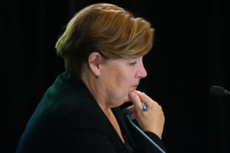 liberals-promise-action,-tories-criticize-government-in-response-to-foreign-interference-inquiry
