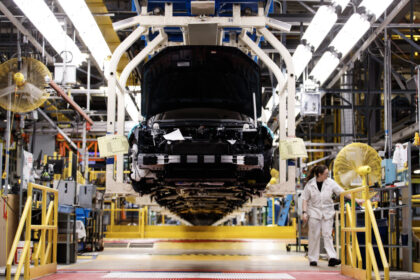 tariffs-would-be-costly-hit-to-auto-sector-where-trade-is-balanced:-td-report