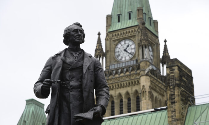 toronto-board-renaming-macdonald,-dundas,-ryerson-schools-over-‘connection-to-systems-of-oppression’