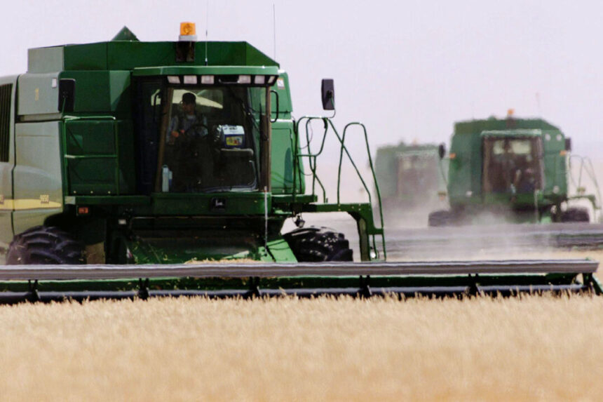 canadian-farmers-brace-for-double-edged-tariffs