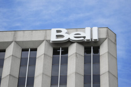 bell-ceo-slams-crtc,-announces-further-slowdown-of-fibre-network-build