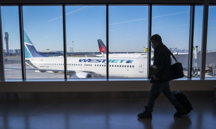 air-travel-employees’-vaccine-mandate-lawsuit-clears-legal-hurdle