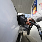 tariffs-on-canadian-crude-to-drive-up-pump-prices-in-us,-analyst-says