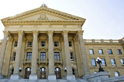 alberta-appoints-former-manitoba-judge-as-third-party-reviewer-of-ahs-allegations