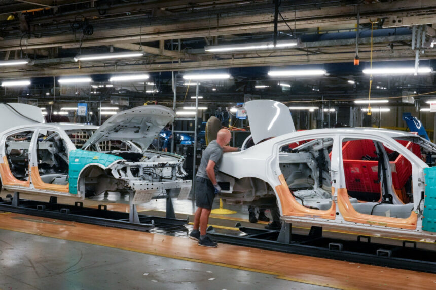 automakers-frustrated,-relieved-with-month-long-tariff-reprieve