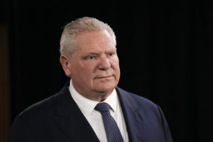 canadian-ministers,-ontario-premier-to-meet-with-lutnick-as-tariff-fight-continues