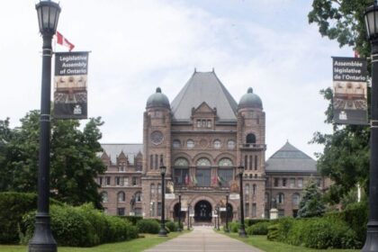tax-contribution-per-ontarian-set-to-reach-$9,406-this-year