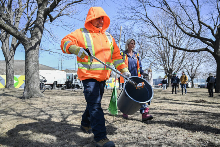 montreal-begins-annual-effort-to-clear-tonnes-of-garbage-exposed-by-snowmelt
