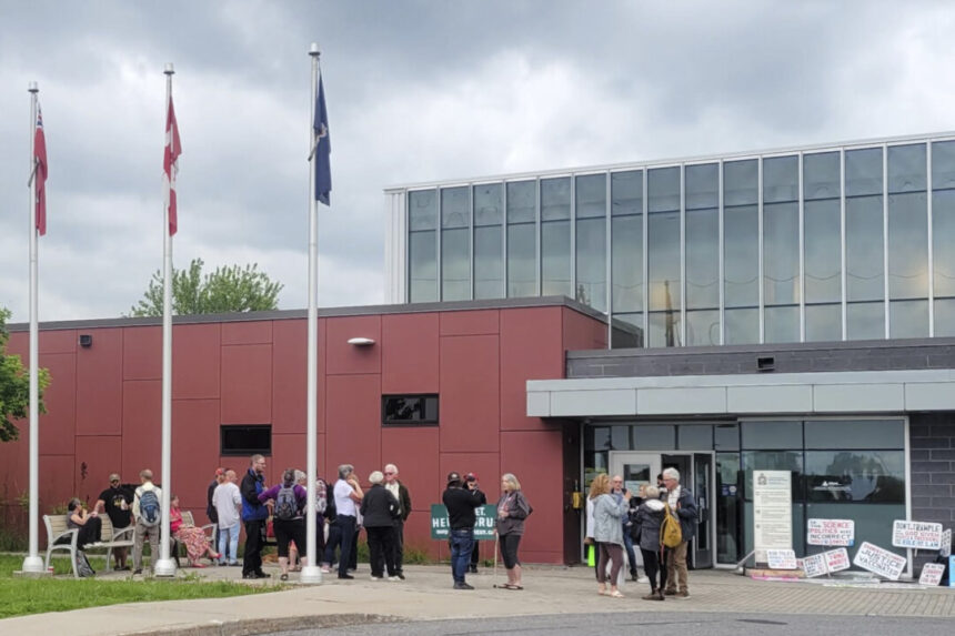 ottawa-officer-found-guilty-of-discreditable-conduct-for-probing-covid-vaccine,-child-deaths-link