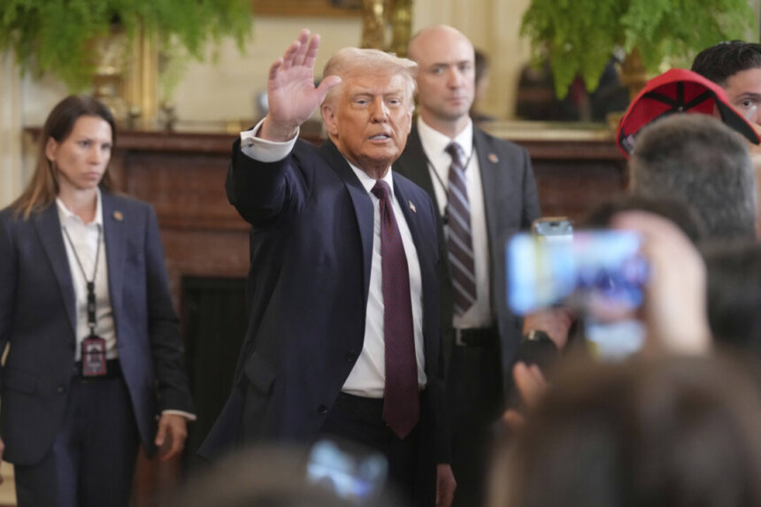 white-house-says-president-trump-will-announce-auto-tariffs-today