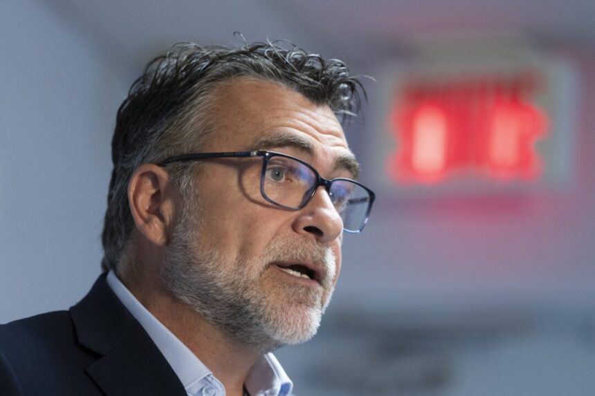 former-business-lobby-head-blackburn-confirms-he-is-seeking-quebec-liberal-leadership