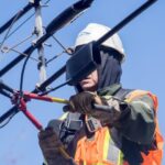 hundreds-of-thousands-still-without-power-in-ontario,-with-damaging-winds-in-forecast