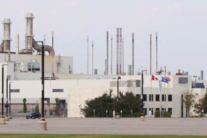 hundreds-of-auto-workers-laid-off-as-gm-halts-production-at-ontario-ev-facility