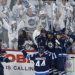connor,-scheifele-use-their-smarts-to-make-jets-soar