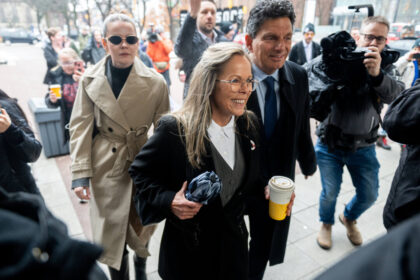 lawrence-greenspon-defends-the-fundamental-freedoms-of-all-canadians