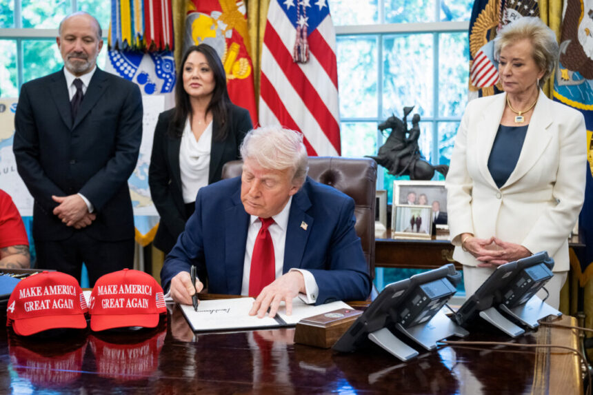 trump-tells-canadians-‘good-luck’-on-election-day,-renews-’51st-state’-call