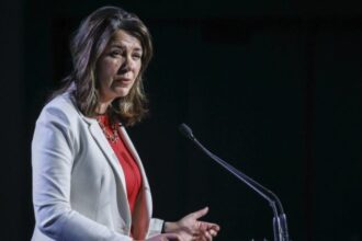 china’s-tariffs-on-canada-meant-to-‘split-our-country-up,’-says-alberta-premier