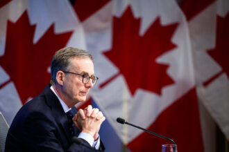 bank-of-canada-warns-prolonged-us-tariffs-could-trigger-‘market-dysfunction’