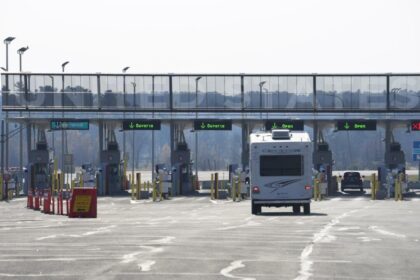 canadians-could-stay-visa-free-longer-in-us-under-proposed-bill