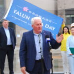 flag-raising-events-to-celebrate-world-falun-dafa-day-held-in-multiple-ontario-cities