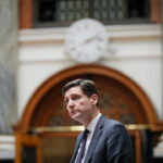 bc-premier-eby-says-government-can’t-interfere-in-rcmp-probe-of-leaked-‘safe-supply’-document