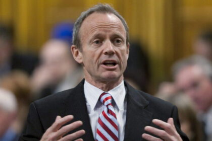 stockwell-day-says-alberta-separation-movement-splits-the-conservative-vote