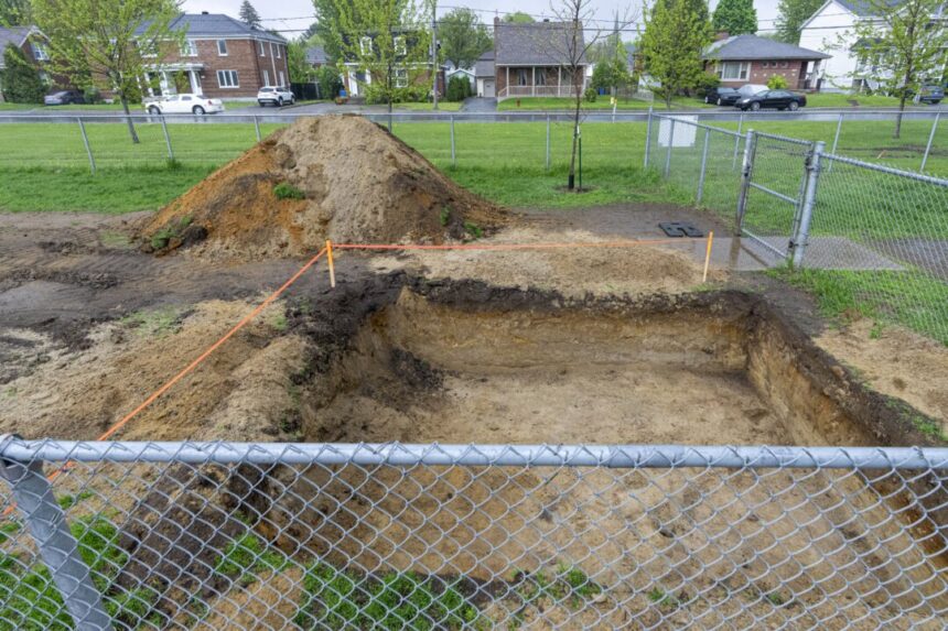 archeologists-find-prehistoric-artifacts-at-future-skating-rink-site-near-montreal